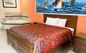 Pecan Valley Inn & Suites